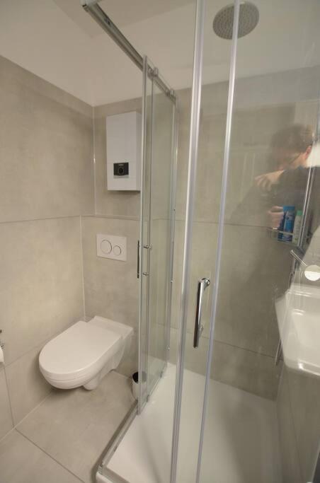 Studio 7 City Lage Mit Garage Naehe Koeln Bonn ซีกบวร์ก ภายนอก รูปภาพ
