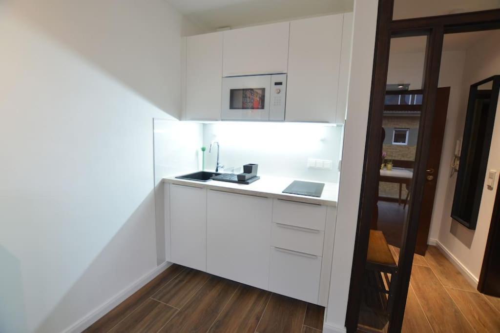 Studio 7 City Lage Mit Garage Naehe Koeln Bonn ซีกบวร์ก ภายนอก รูปภาพ