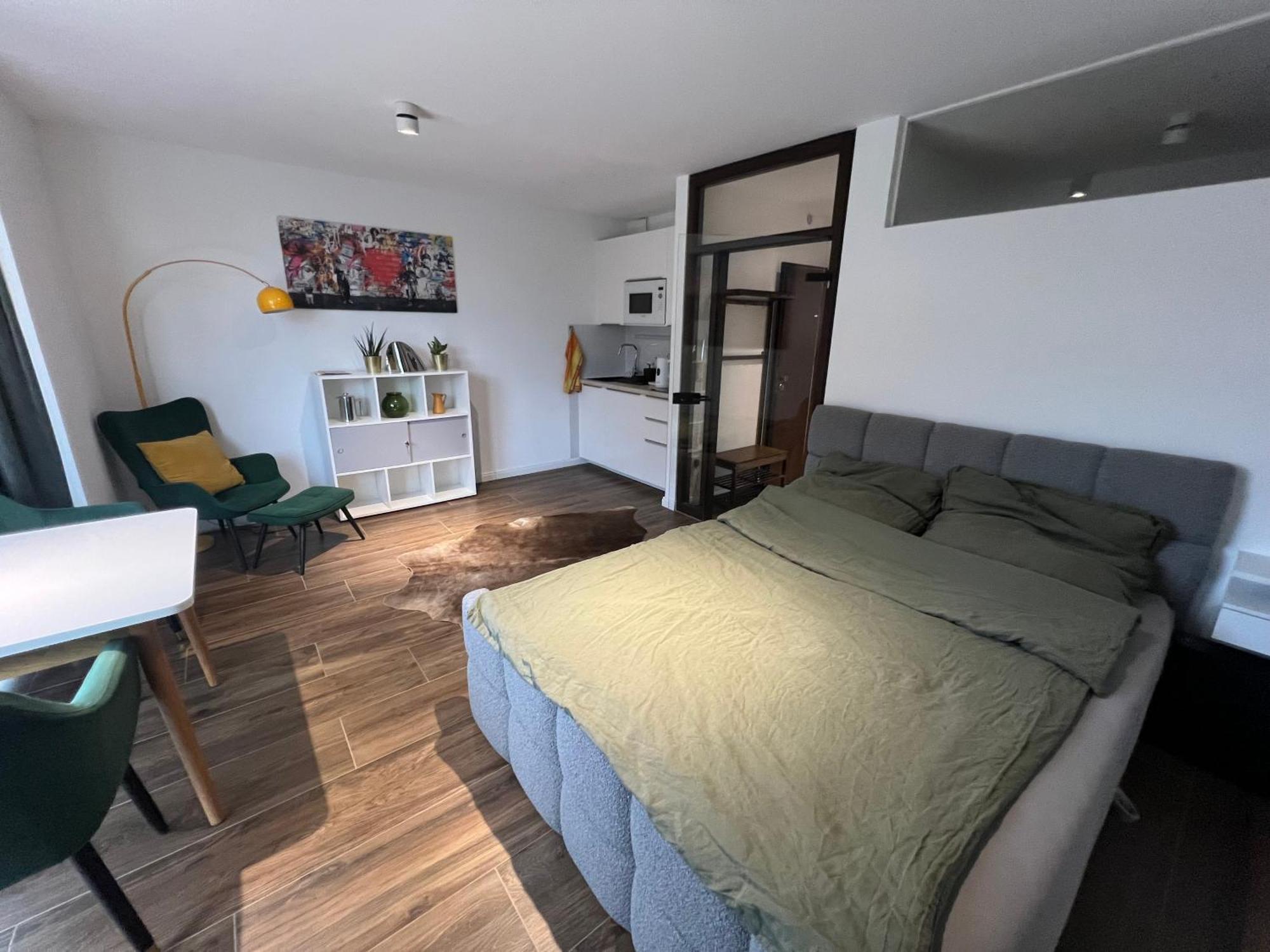 Studio 7 City Lage Mit Garage Naehe Koeln Bonn ซีกบวร์ก ภายนอก รูปภาพ